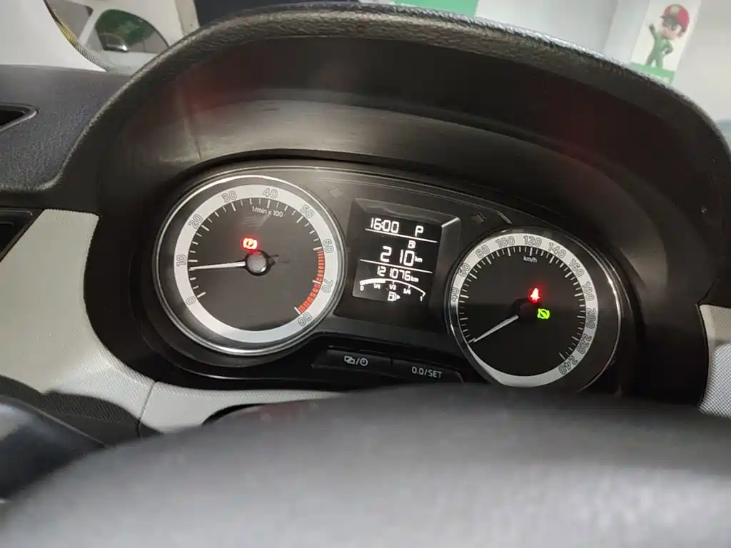 Skoda Fabia — миниатюра 8