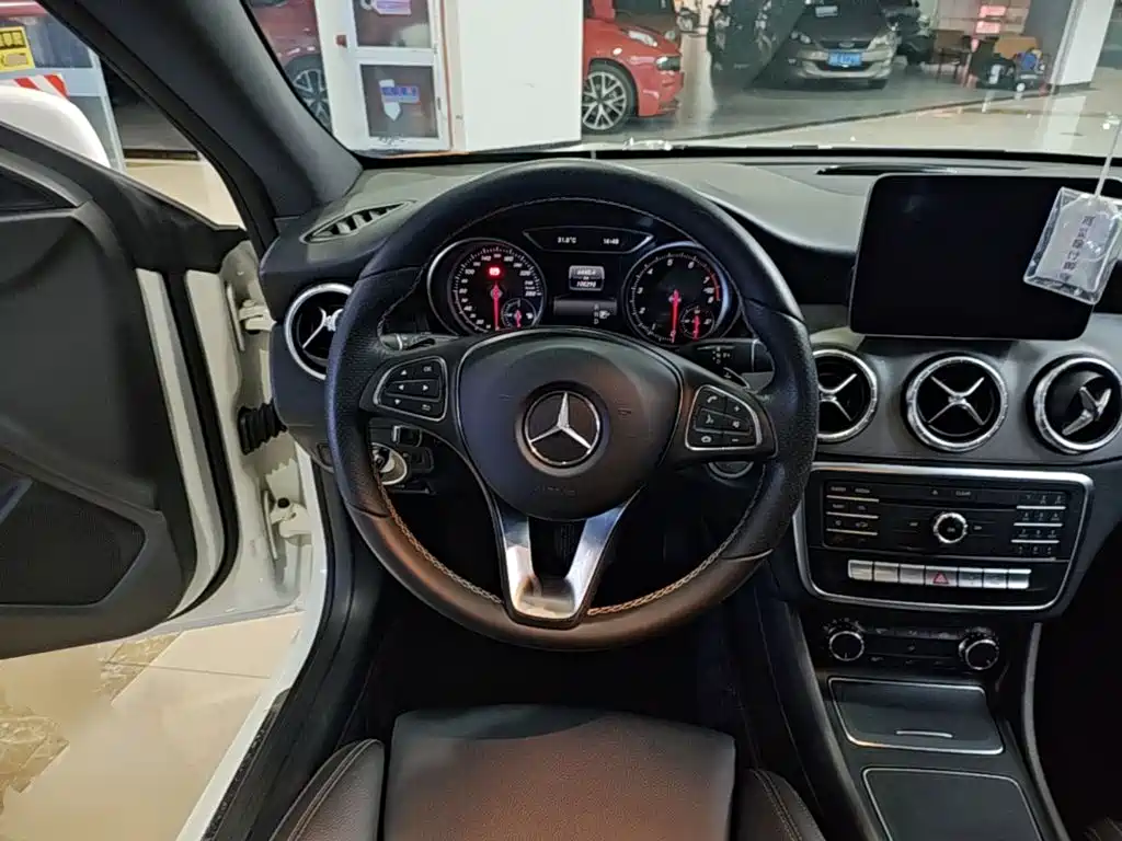 Mercedes-Benz CLA (Import) — миниатюра 11