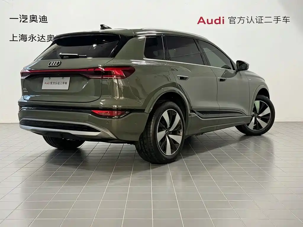 Audi Q6L e-tron — миниатюра 5