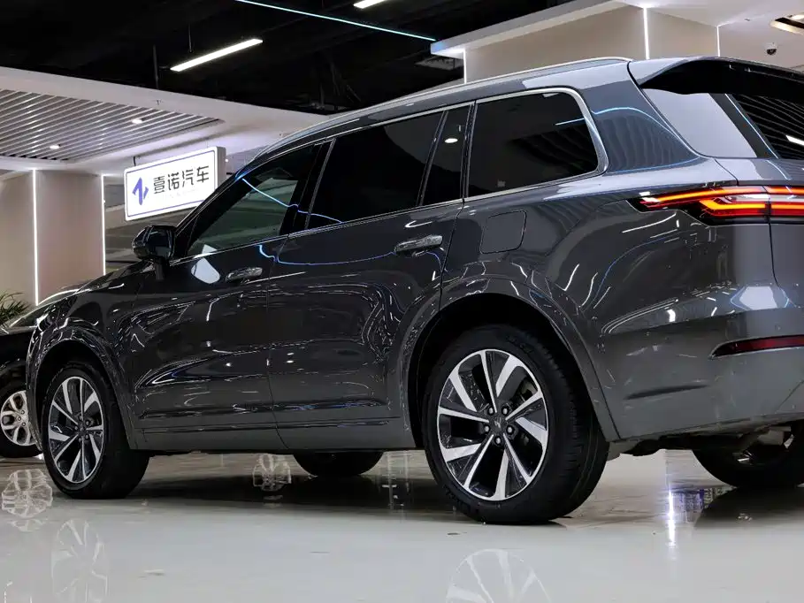 Li Auto Li ONE — миниатюра 12