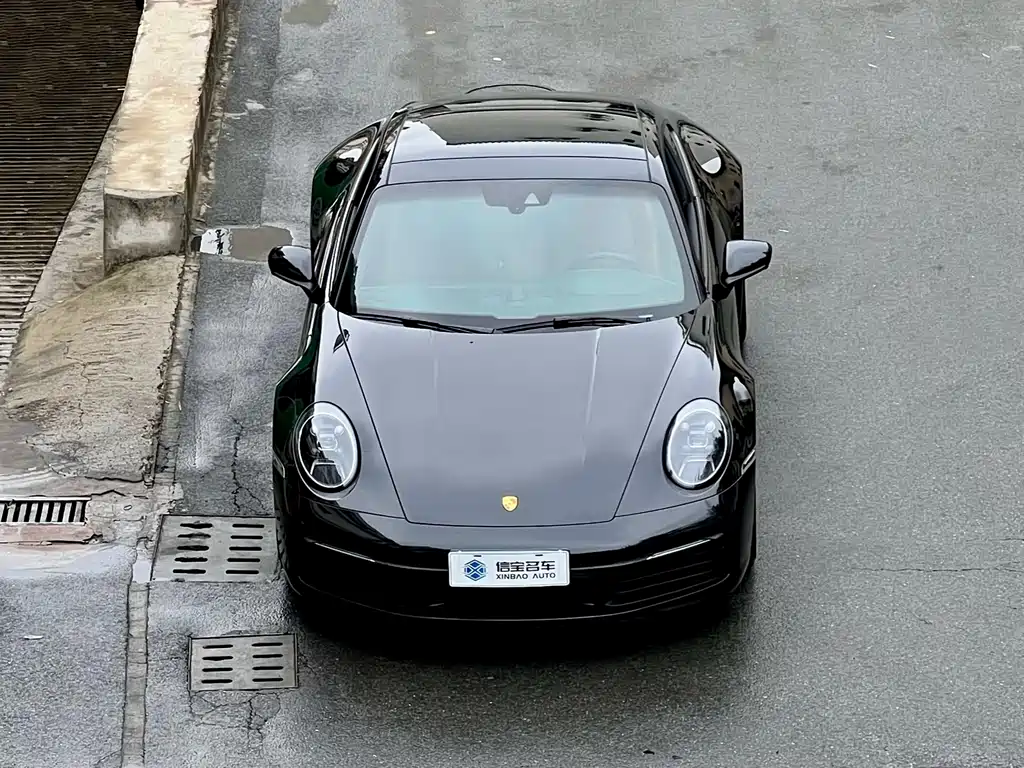 Porsche 911 2023 Carrera 3.0T