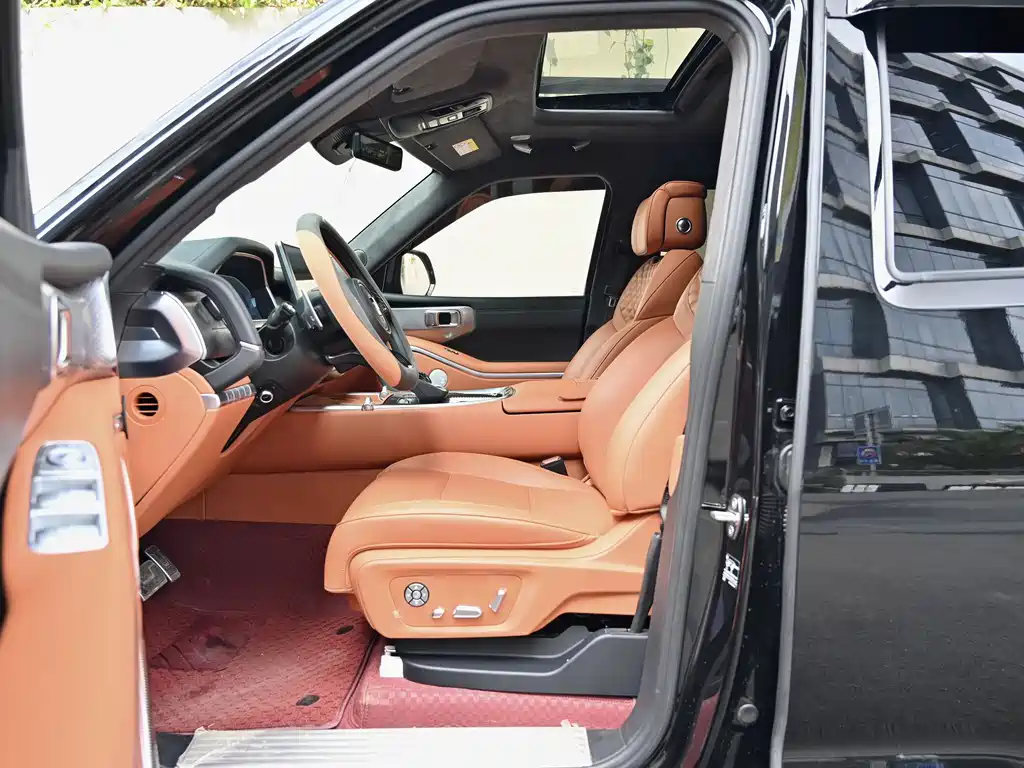 TANK TANK 700 NEW ENERGY