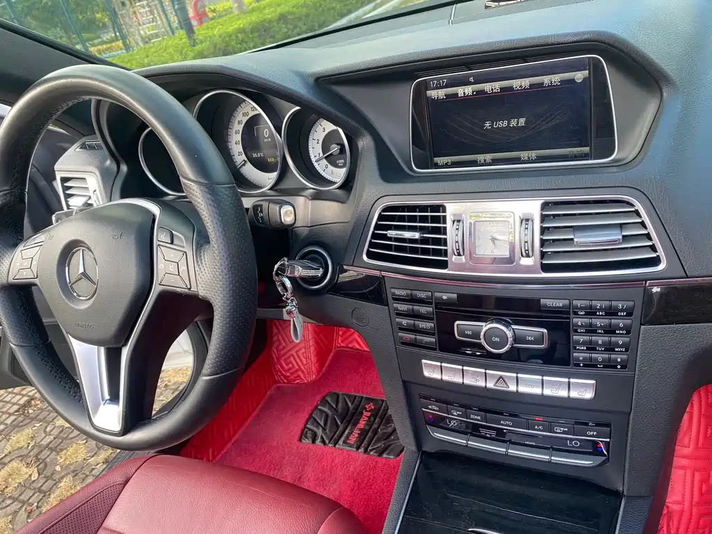 Mercedes-Benz E-Class (Import) — миниатюра 20