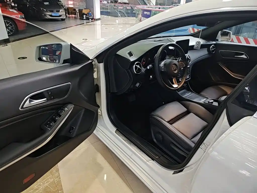 Mercedes-Benz CLA (Import) — миниатюра 16