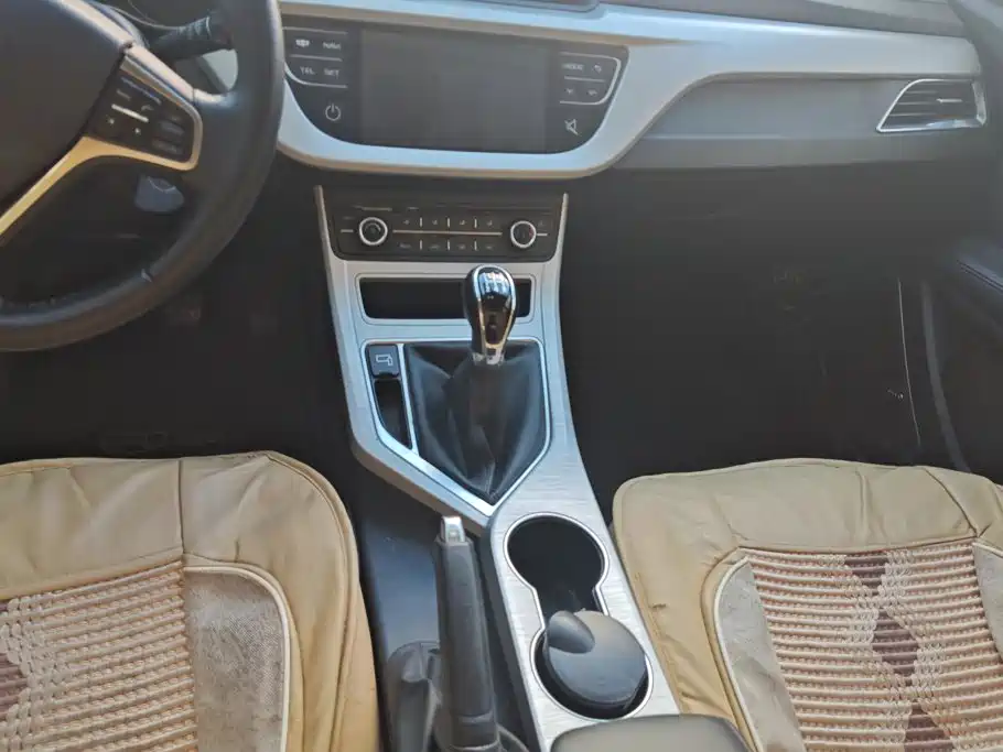 Geely Vision — миниатюра 15