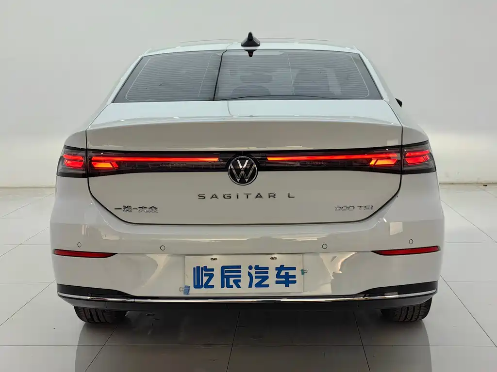 Volkswagen Sagitar 2026 L 300TSI DSG Elite