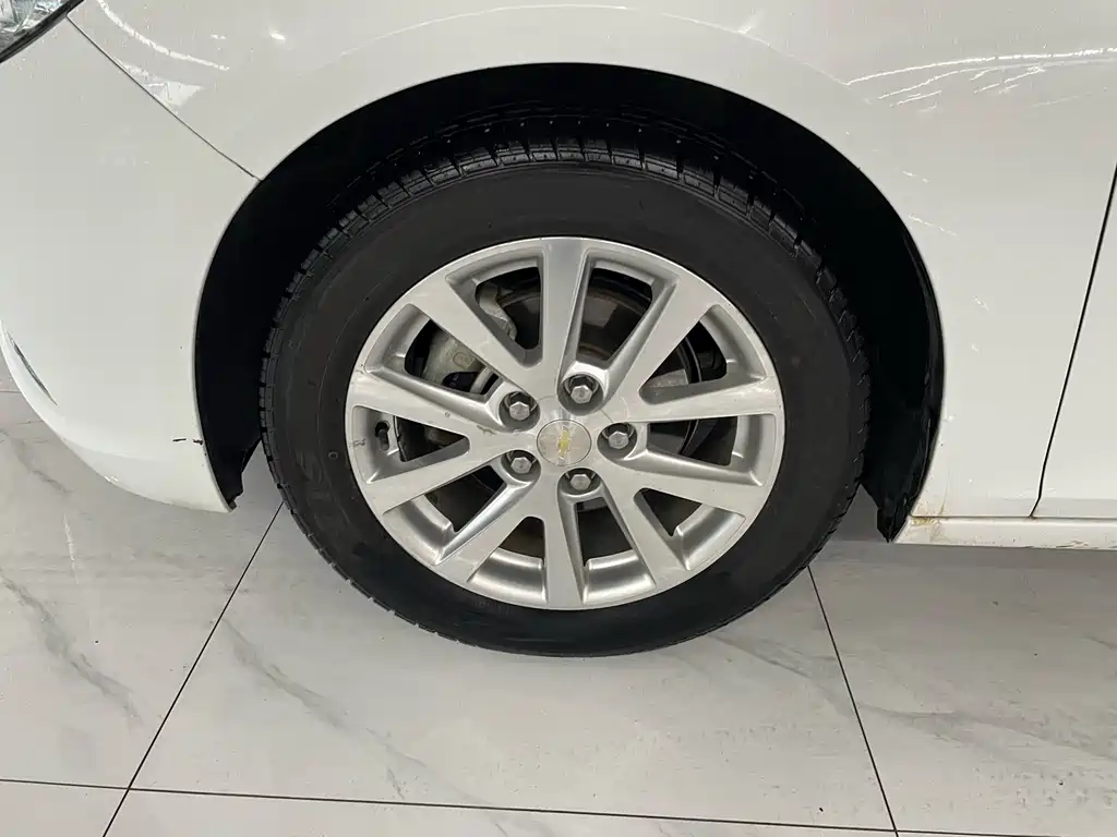 Chevrolet Malibu — миниатюра 7