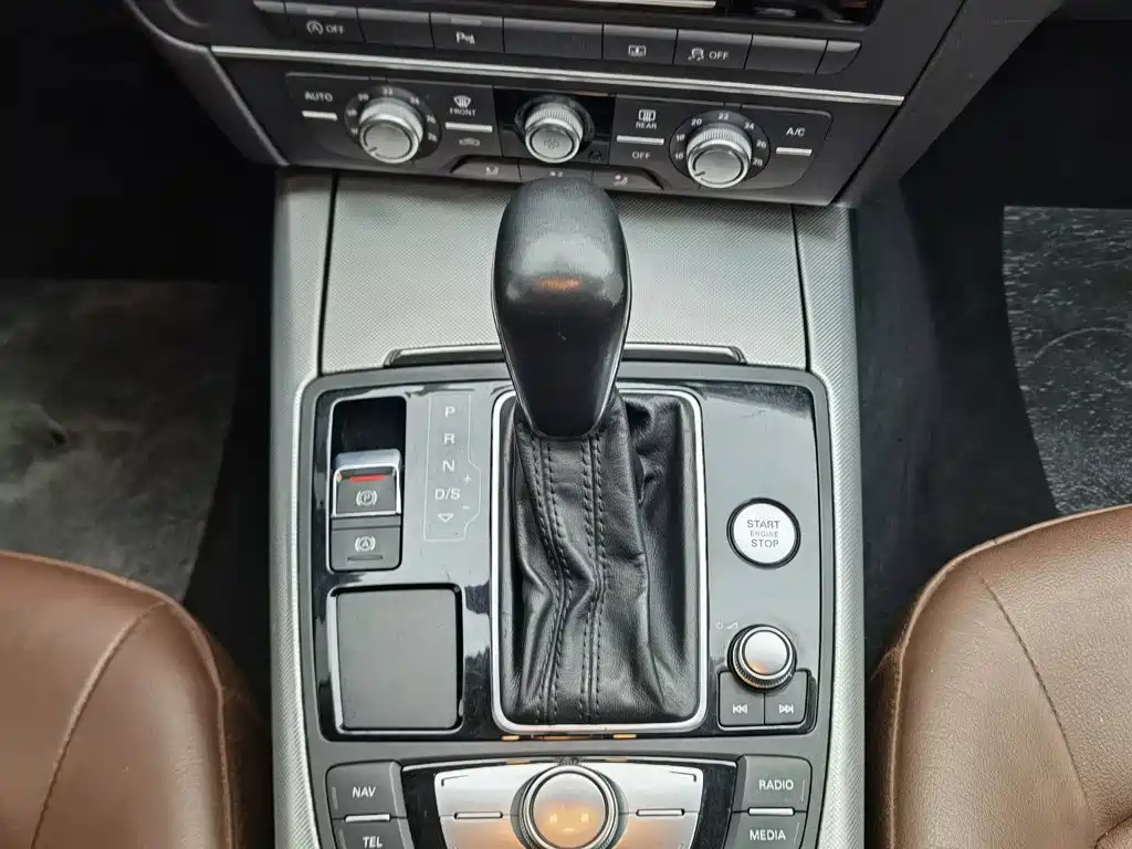 Audi A6L — миниатюра 13