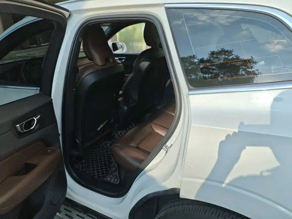 Volvo XC60 — миниатюра 4