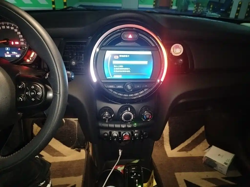 MINI Mini — миниатюра 9