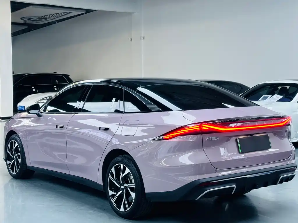 GEELY GALAXY GALAXY L6