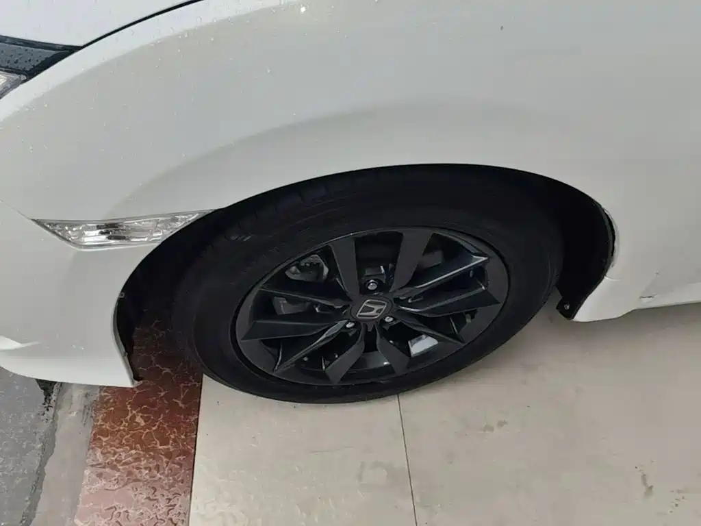 Honda Civic — миниатюра 23