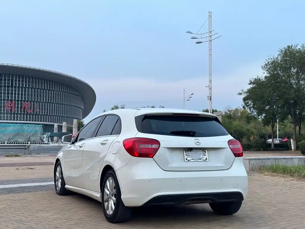 Mercedes-Benz A-Class (Import) — миниатюра 6