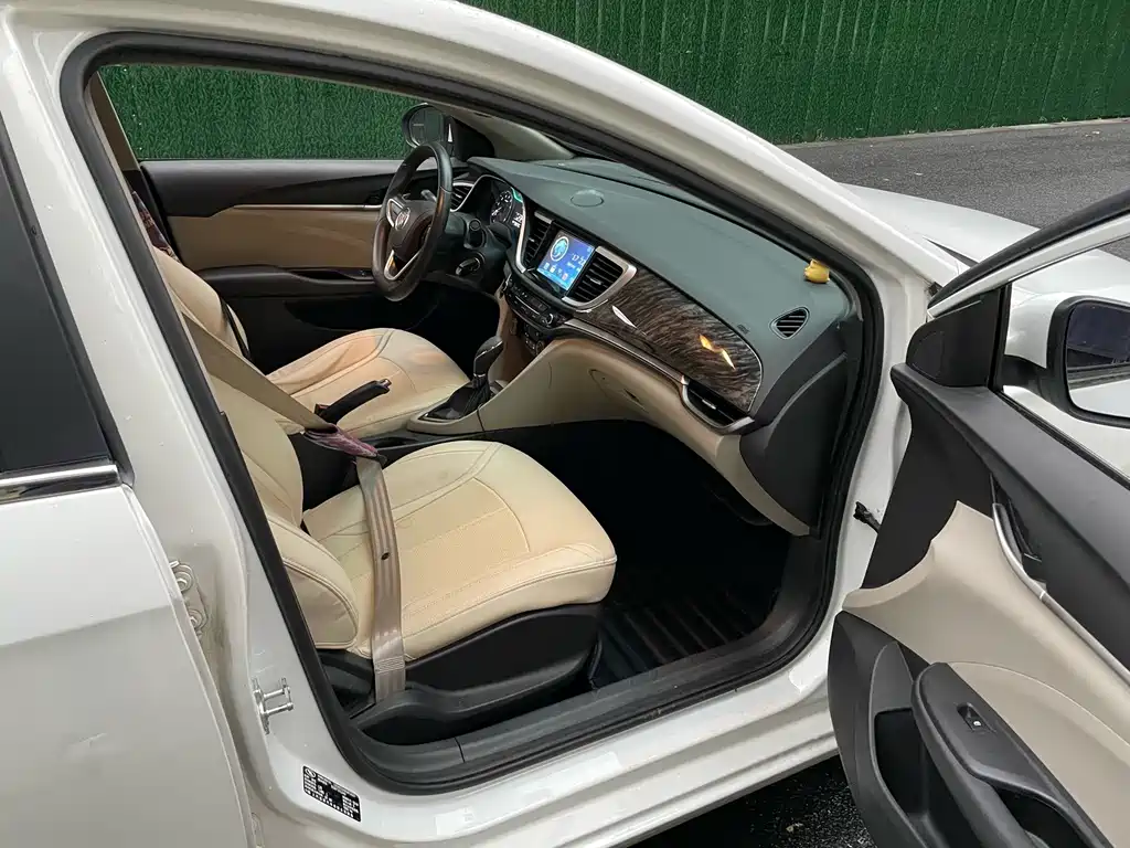 Buick Excelle — миниатюра 14