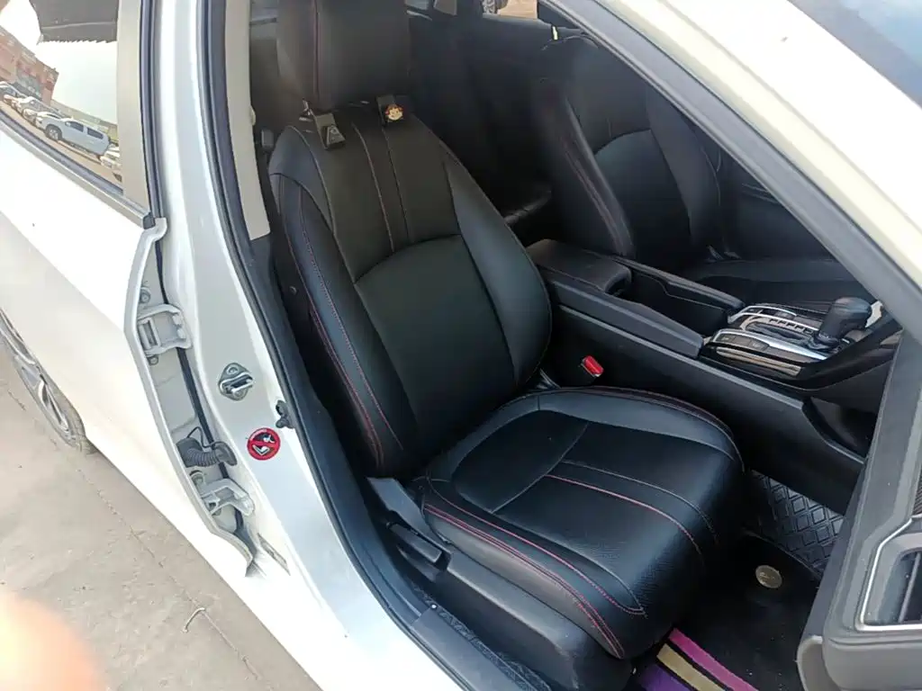 Honda Civic — миниатюра 25