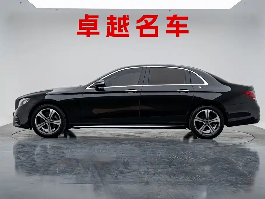 Mercedes-Benz E-Class — миниатюра 7