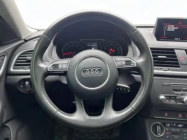 Audi Q3 — миниатюра 6
