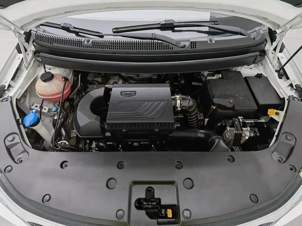 Geely Vision X3 — миниатюра 6