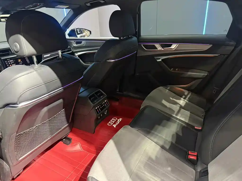 Audi A6L — миниатюра 10