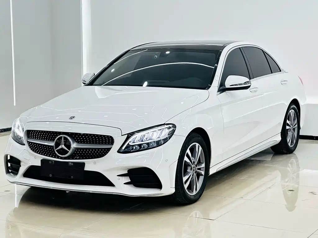 Mercedes-Benz C-Class 2021