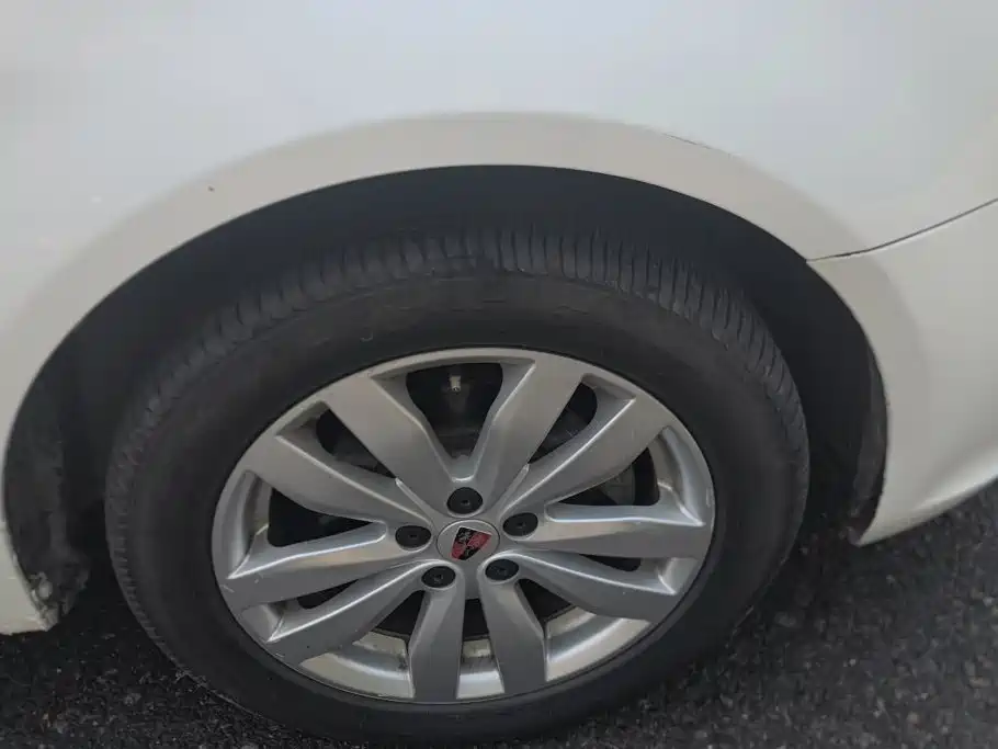 Roewe 350 — миниатюра 6