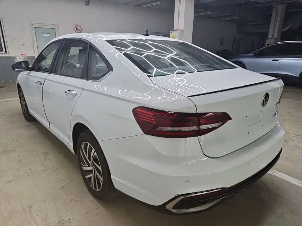Volkswagen Lavida 2024 300TSI DSG Lead