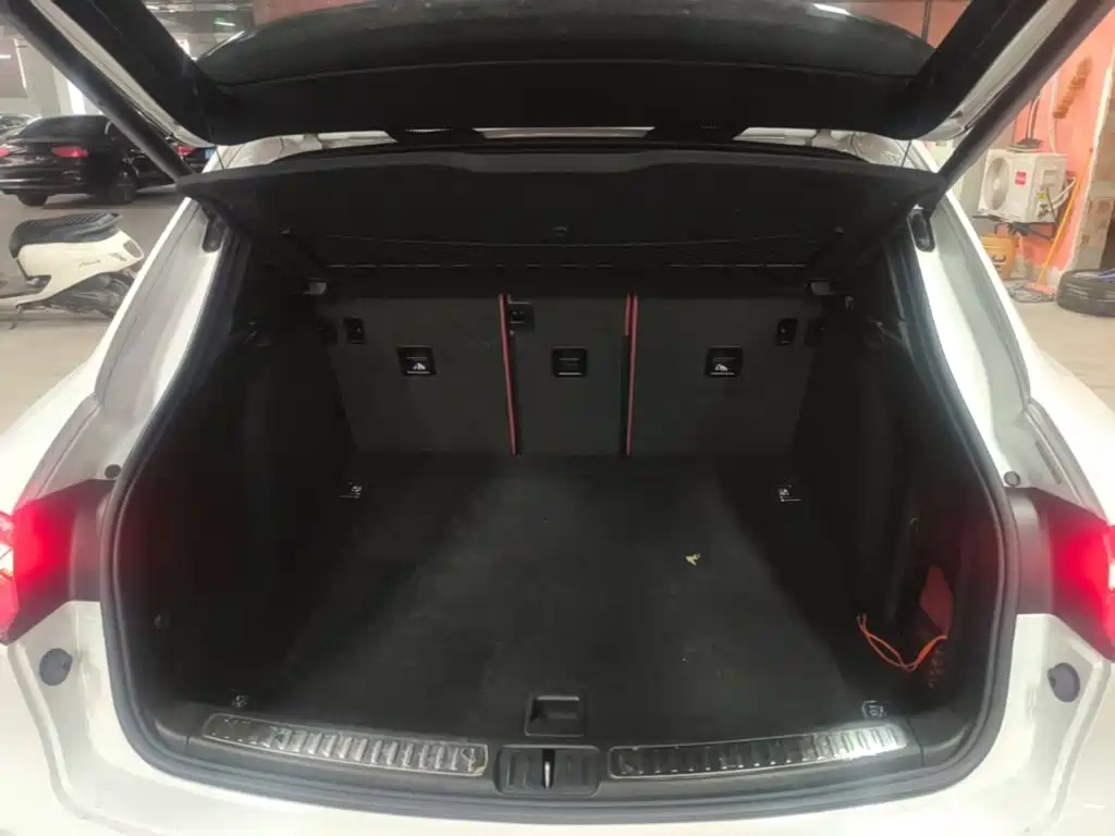 Porsche Macan — миниатюра 19