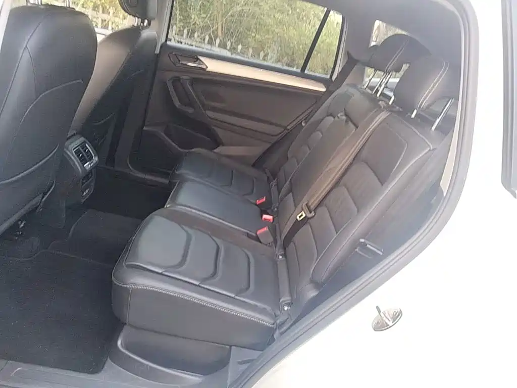 Volkswagen Tiguan L — миниатюра 17