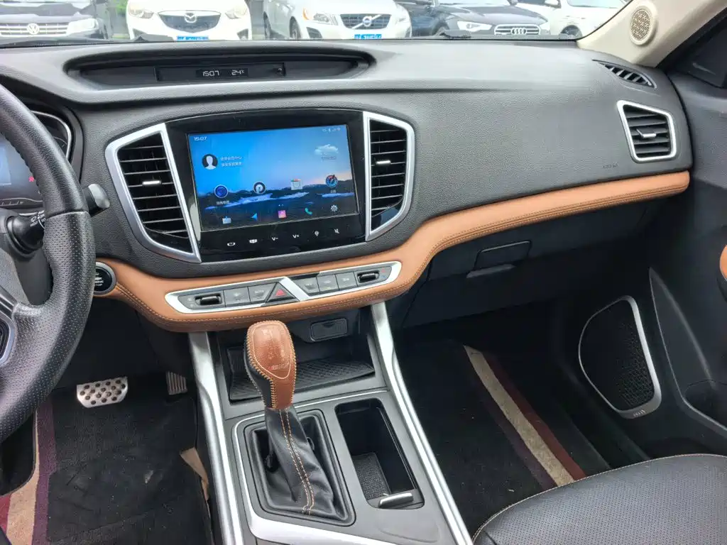 Geely Vision X6 — миниатюра 13