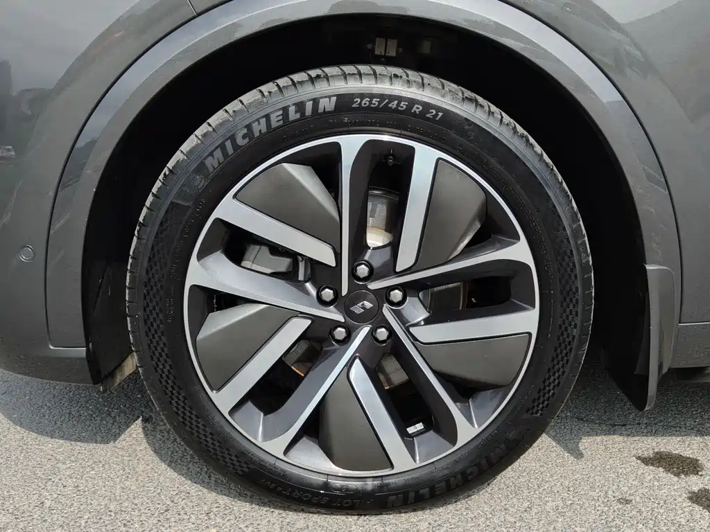Li Auto Li L9 — миниатюра 10