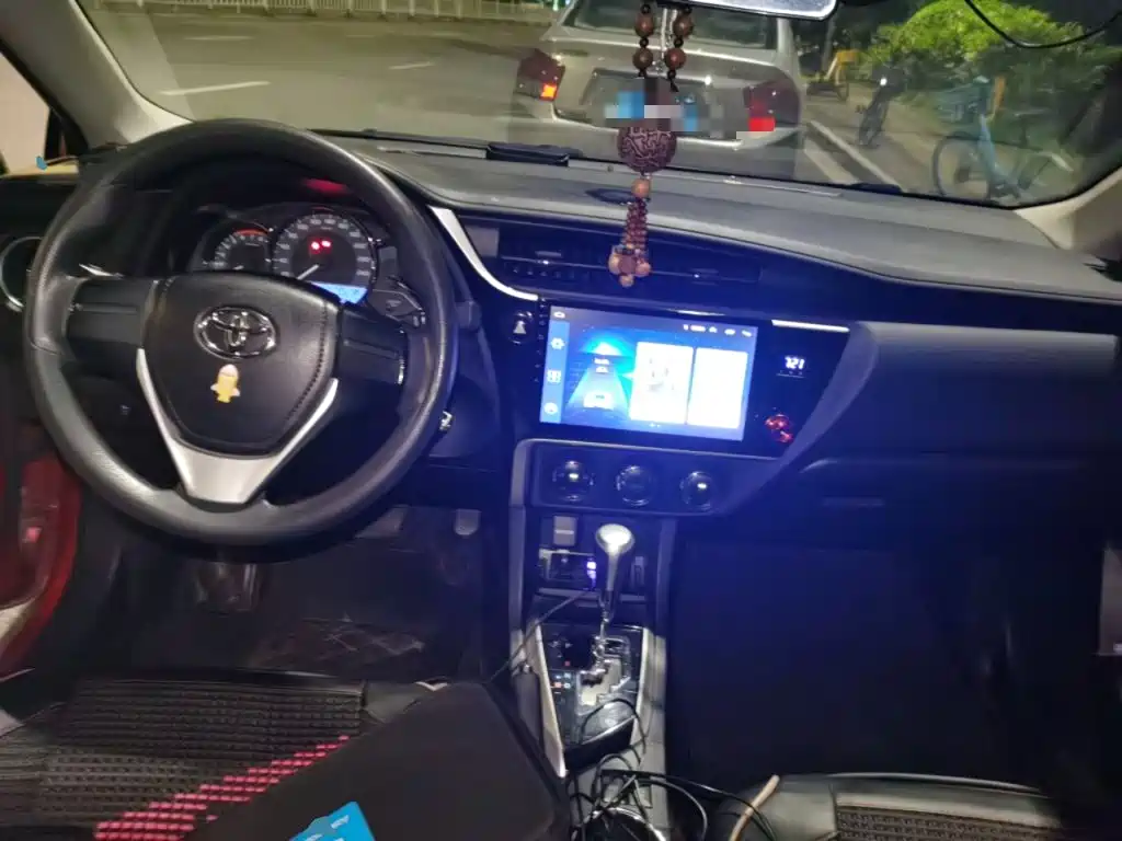 Toyota Corolla — миниатюра 5