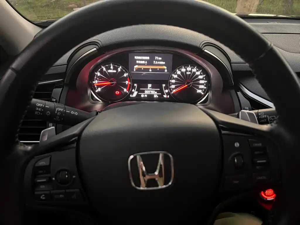 Honda Avancier — миниатюра 10
