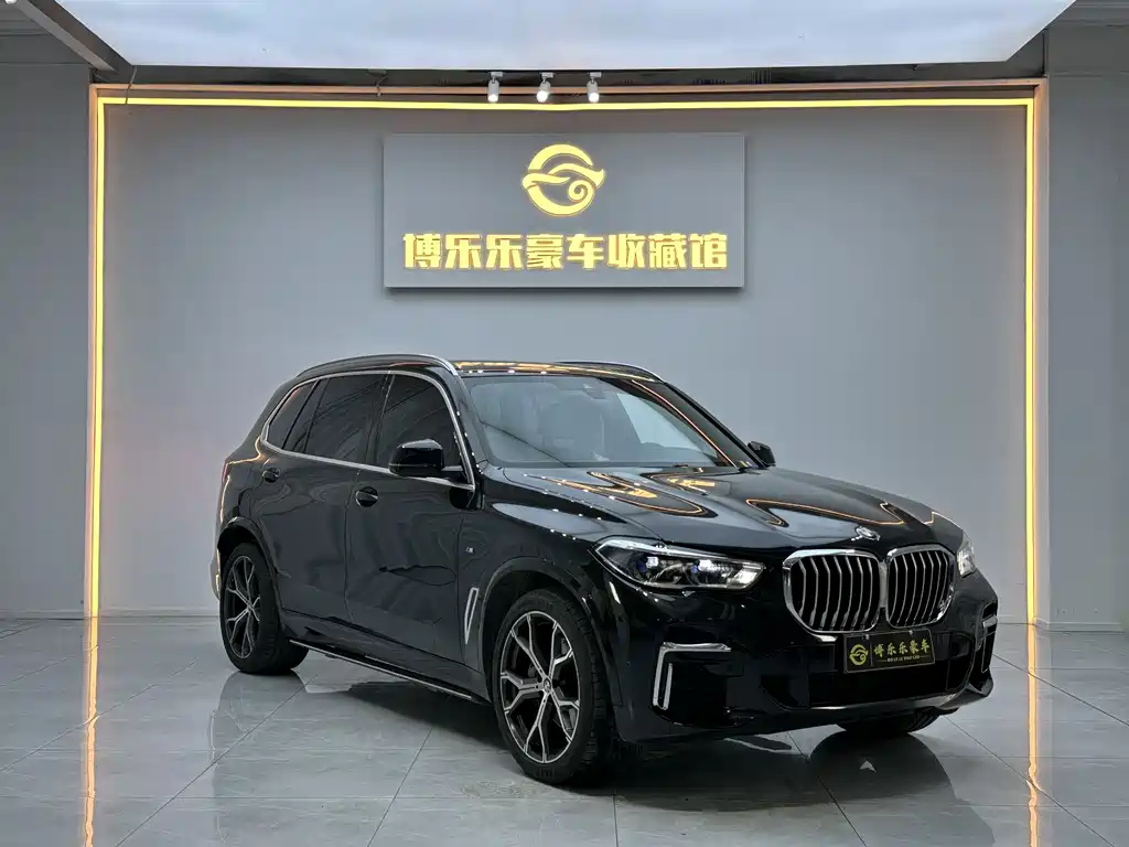 BMW X5 2022 xDrive 40Li M Sport