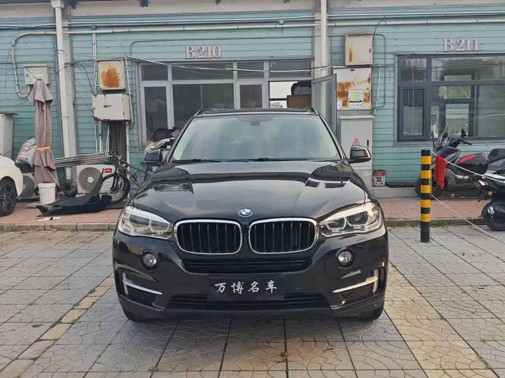 BMW X5 (Import) — миниатюра 2