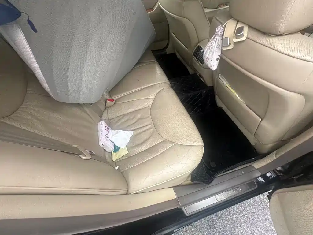 Lexus LS — миниатюра 9