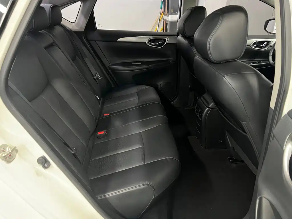 Nissan Sylphy — миниатюра 7