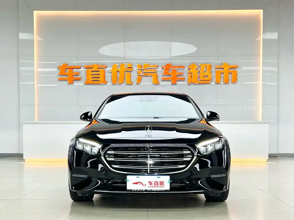 Mercedes-Benz E-Class — миниатюра 3