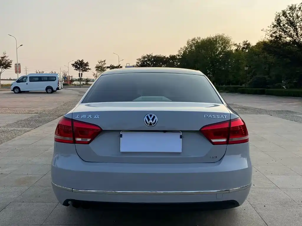Volkswagen Passat — миниатюра 8