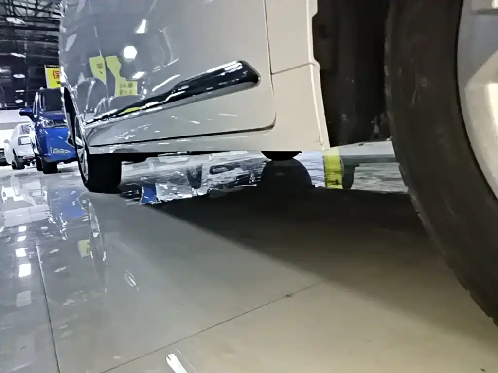 Wuling Jiachen — миниатюра 21