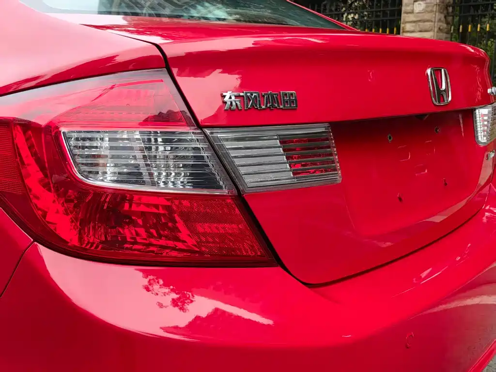 Honda Civic — миниатюра 9