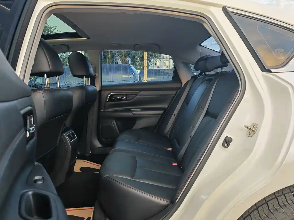 Nissan Teana — миниатюра 11