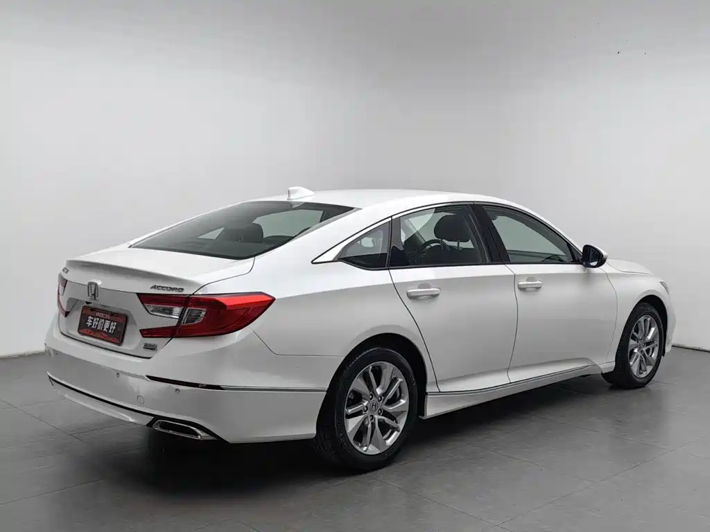 Honda Accord — миниатюра 2