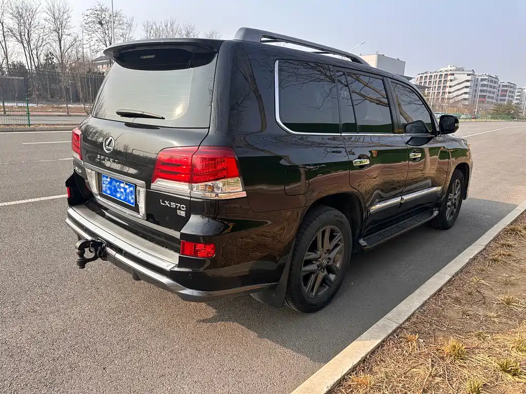 Lexus LX 2015 LX570