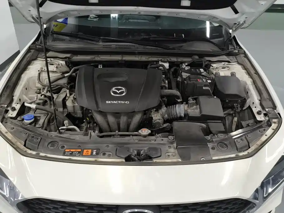 Mazda 3 Axela — миниатюра 10