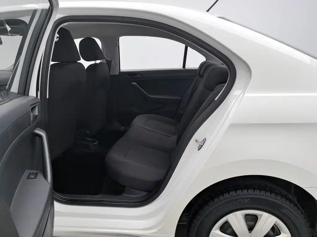 Volkswagen Jetta — миниатюра 15