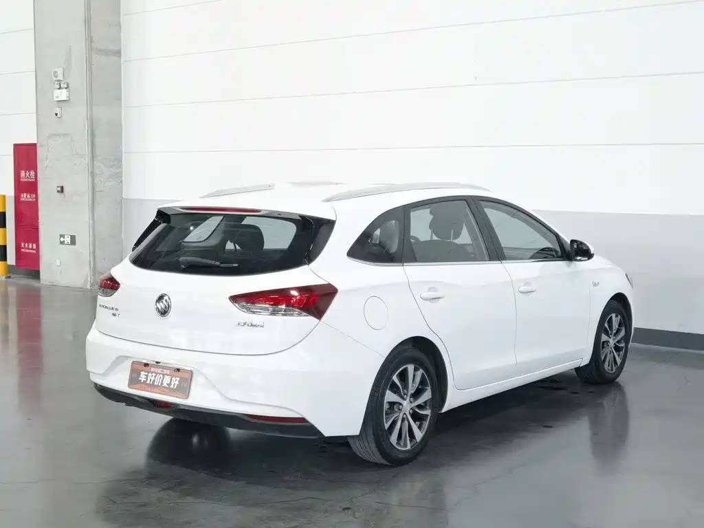 Buick Excelle — миниатюра 2