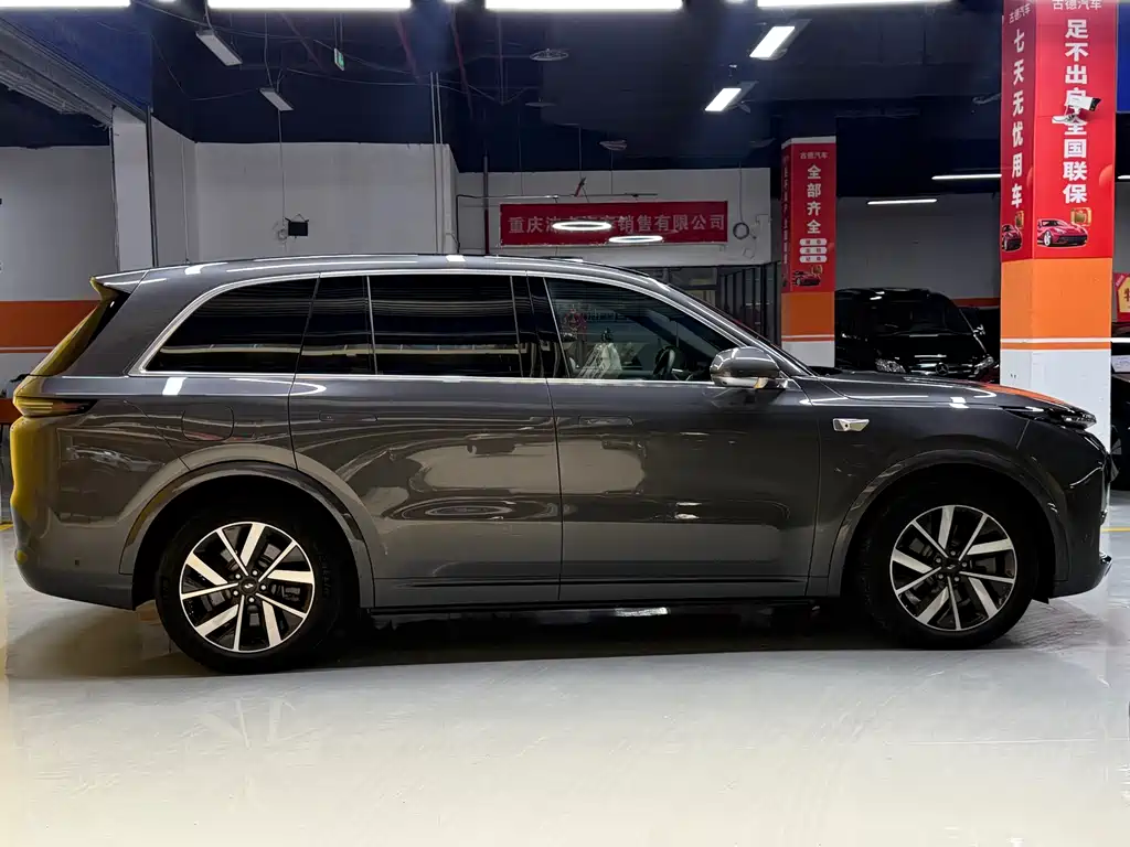 Li Auto L8 2023 Pro