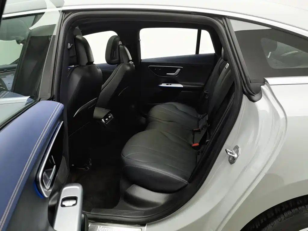 Mercedes-Benz EQE — миниатюра 15