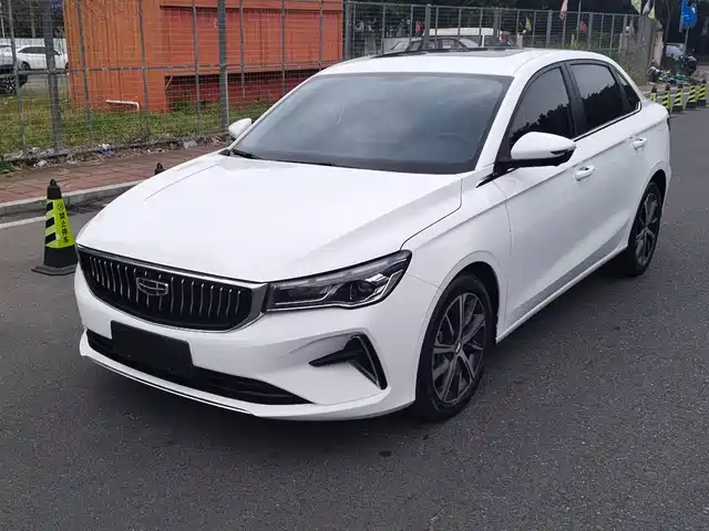 2022 Geely Emgrand