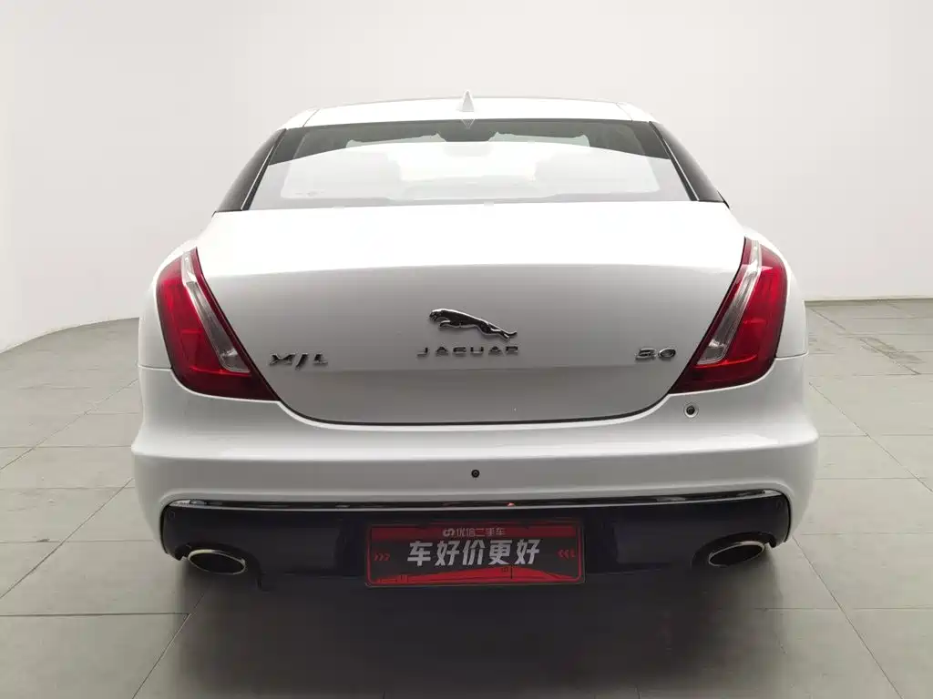 Jaguar XJ — миниатюра 4